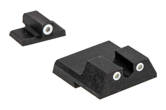 Night Fision Perfect Dot night sight set with U-notch, white front and white rear ring for H&K Handguns.